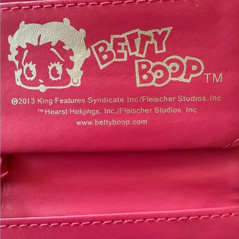 Pre Loved Betty Boop Pink Rhinestone Quilted Wallet • 2013 Collectible
